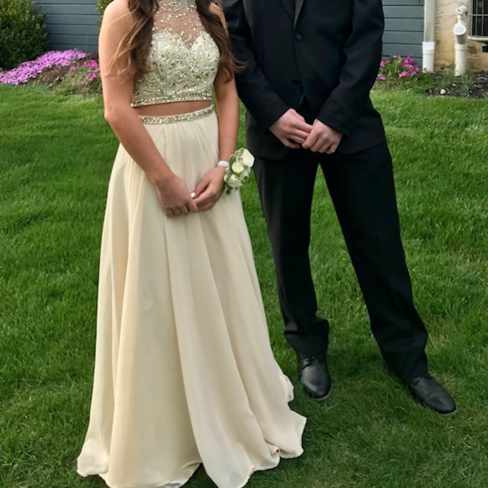 PROM DRESS